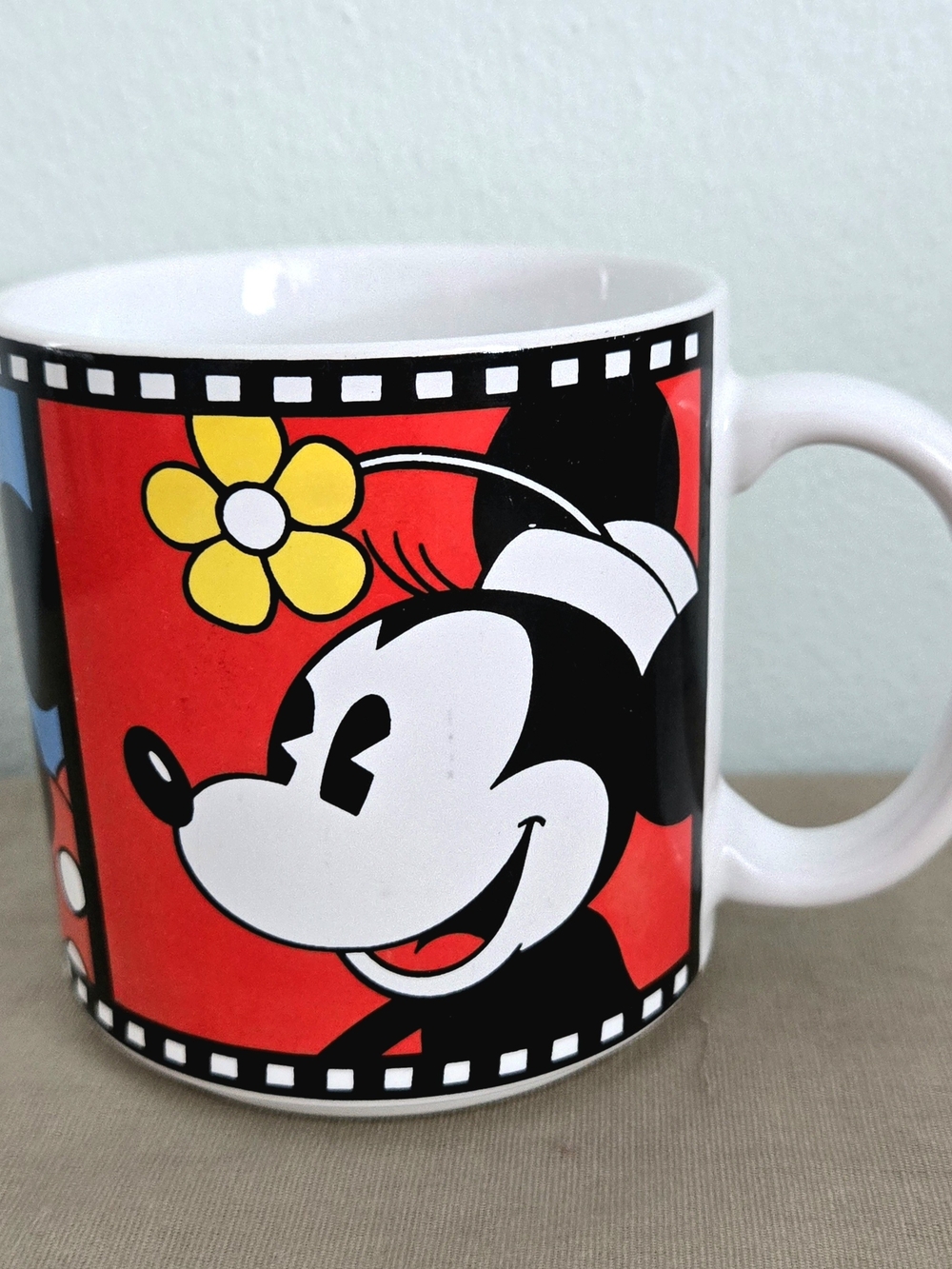 Disney Minnie Mouse Red Ceramic Coffee Mug